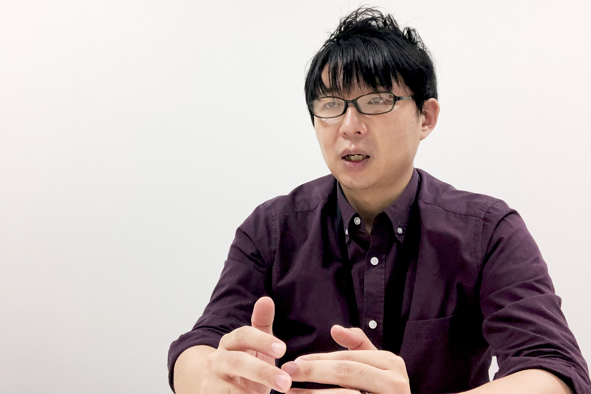 管理本部 グループ情報システム室 寺田 勇介様