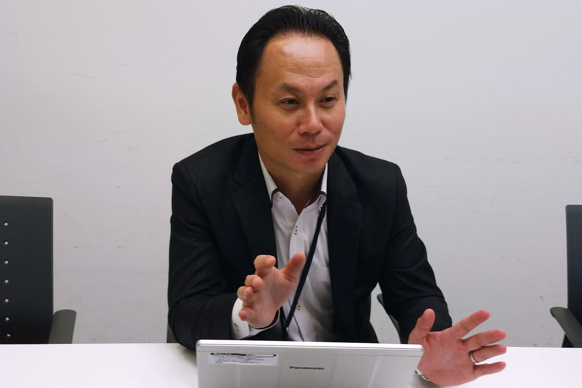 中央営業事業部 第一営業統括 第二営業部 営業5グループ 永井 健之様